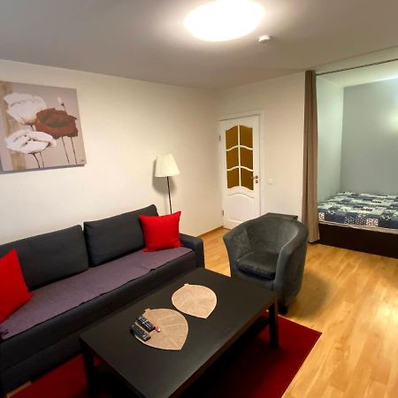 Your Home - Central Studio Apartment, Balcony, Parking & Self Check-In Vilnius Bagian luar foto