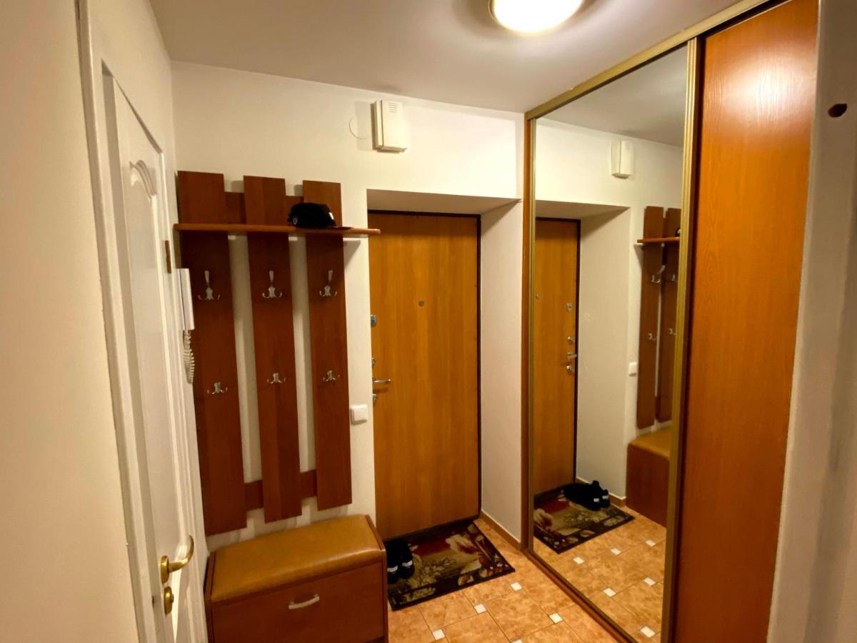 Your Home - Central Studio Apartment, Balcony, Parking & Self Check-In Vilnius Bagian luar foto