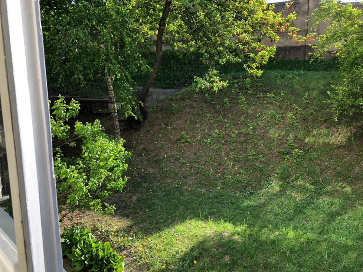 Your Home - Central Studio Apartment, Balcony, Parking & Self Check-In Vilnius Bagian luar foto
